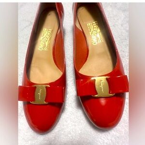 Salvatore Ferragamo Varina patent flats - gently worn/excellent condition